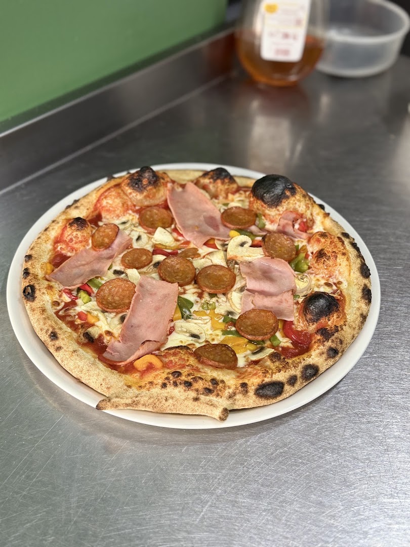 Eden Pizza - Près d’arènes · Photos 1
